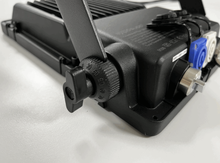 ERON Pro 100W Tri-color - 90°